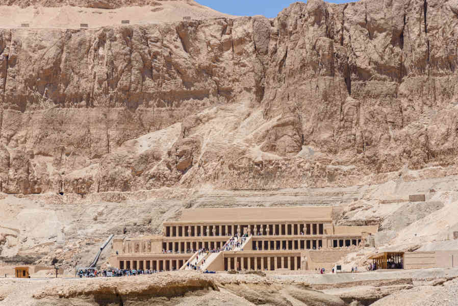 Egipto 274 - Templo de Hatshepsut.jpg